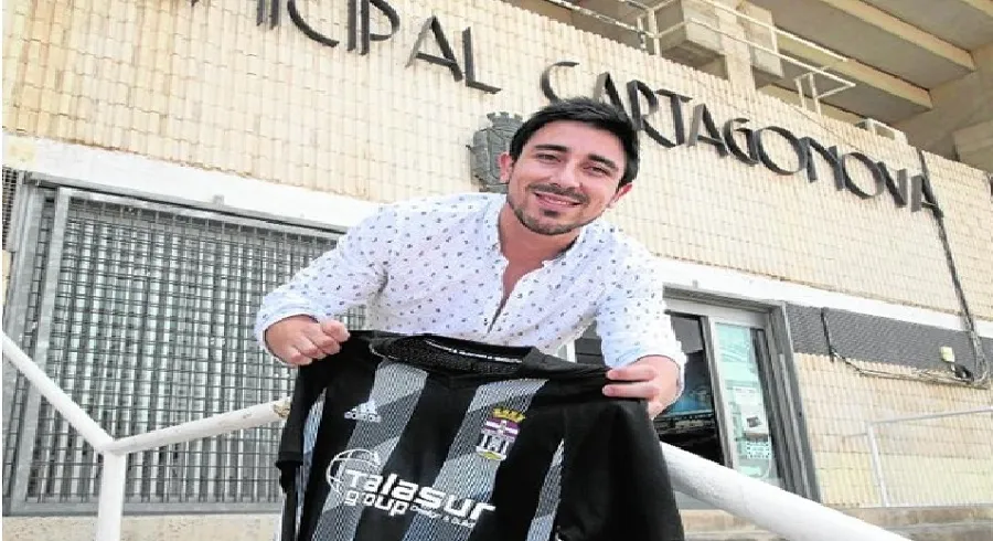 La polémica de los sueldos en Segunda B  