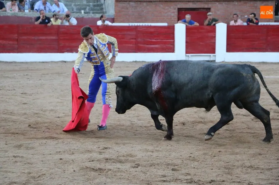 Foto 3 - L&oacute;pez Chaves, al servicio de la grandeza de la Fiesta  