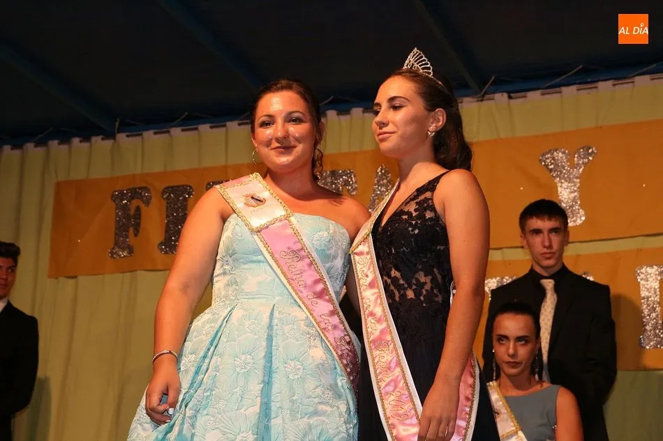 Foto 8 - Carolina Gonz&aacute;lez, reina de las fiestas de Ledrada