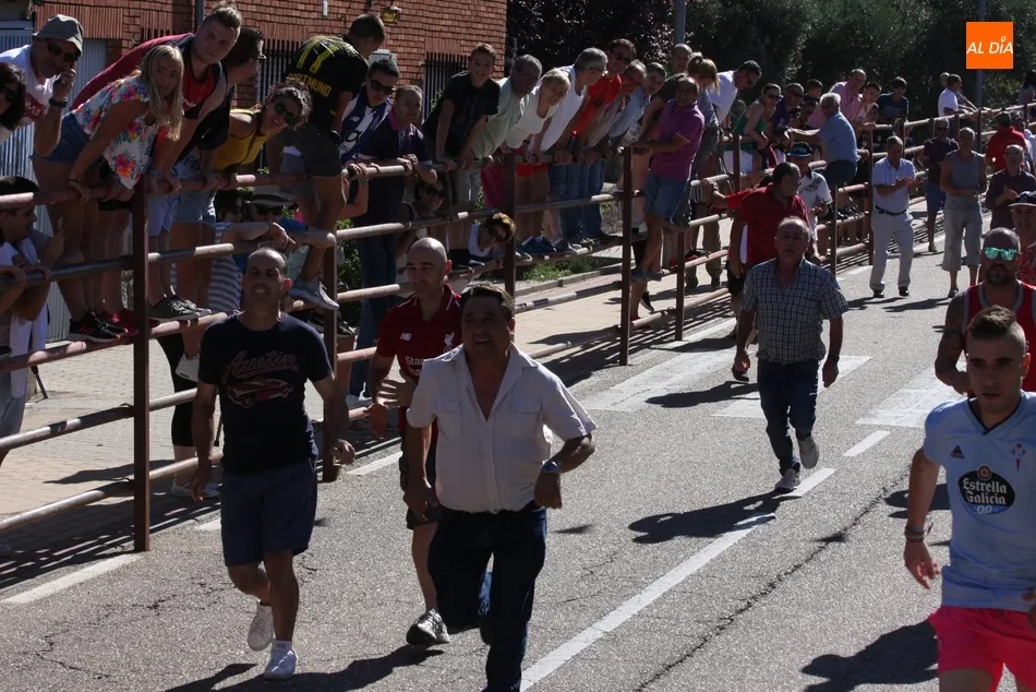 Foto 6 - El encierro de Ignacio L&oacute;pez Chaves llena de emoci&oacute;n las calles de Villarino  