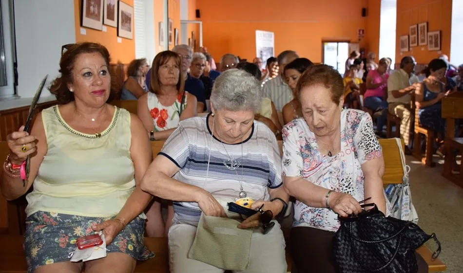 Foto 3 - Los vecinos de Aldea descubren a trav&eacute;s de fotograf&iacute;as c&oacute;mo era antiguamente la mujer rural  