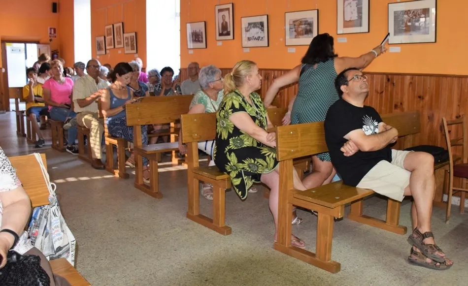Foto 4 - Los vecinos de Aldea descubren a trav&eacute;s de fotograf&iacute;as c&oacute;mo era antiguamente la mujer rural  