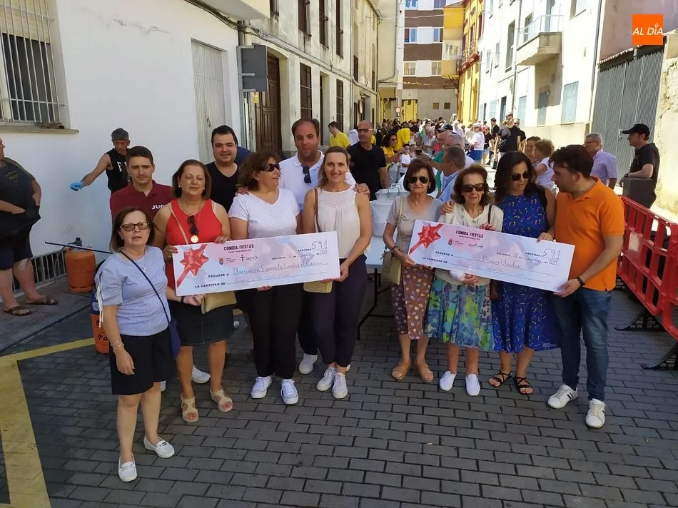 Foto 7 - La comida de las fiestas de Guijuelo re&uacute;ne a m&aacute;s de 1.200 personas