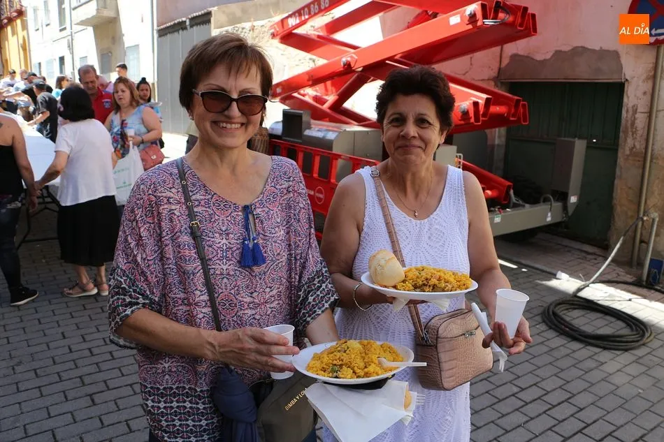 Foto 11 - La comida de las fiestas de Guijuelo re&uacute;ne a m&aacute;s de 1.200 personas