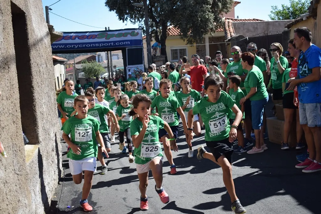 Más de 500 personas de todas las edades marchan y corren en Aldehuela de Yeltes a favor de la AECC ...