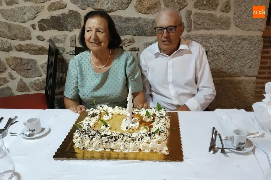 Foto 6 - Josefa Alonso Cuadrado y Antonio Mart&iacute;n Pacho celebran sus bodas de oro en Cabeza de Framontanos  