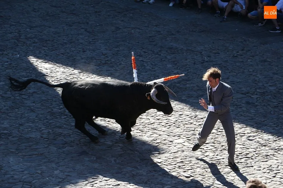 Foto 5 - La Alberca disfruta de una multitudinaria novillada