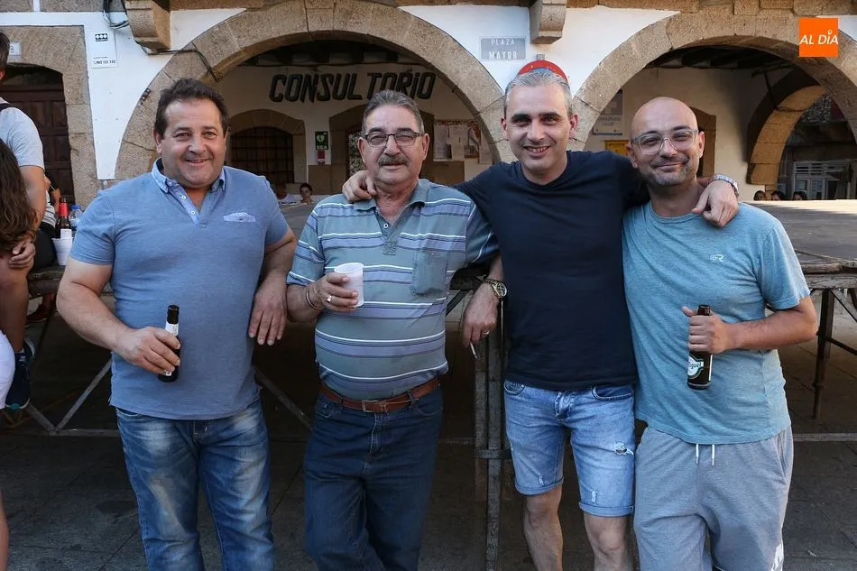 Foto 11 - Sotoserrano celebra una animada fiesta del vino