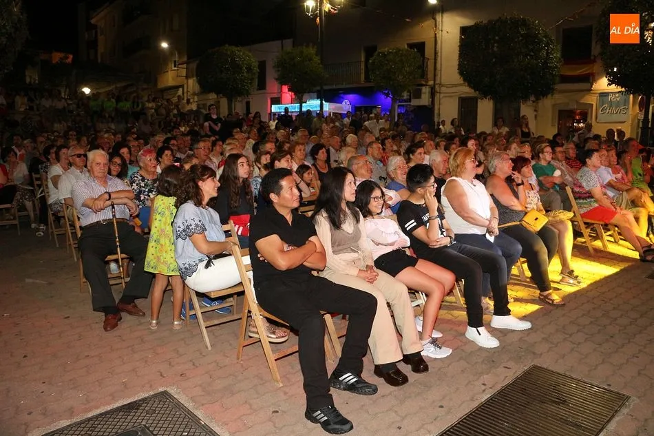 El humor protagoniza la noche en Guijuelo