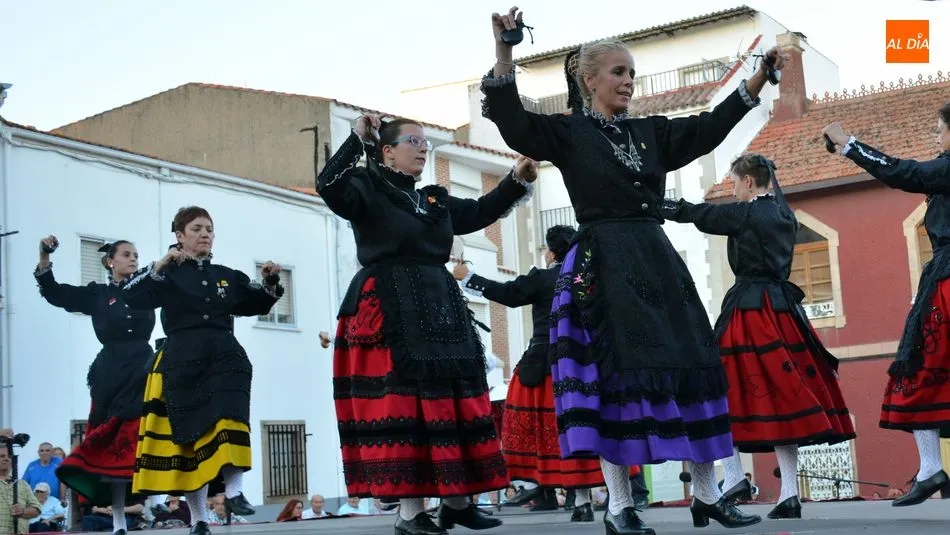 Foto 10 - Homenaje a Afro, el tamborilero de Vilvestre, en el XV Festival de Folclore de Lumbrales