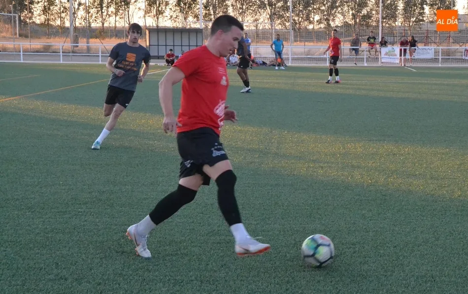 Foto 2 - La Despensa y Levante Los Brazzers jugar&aacute;n la final del Torneo 24 Horas  