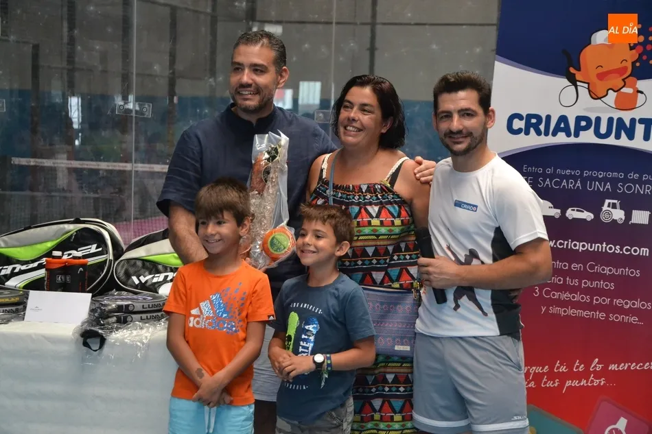 Foto 6 - El 1&ordm; Torneo de P&aacute;del Grupo Criado ya tiene campeones  