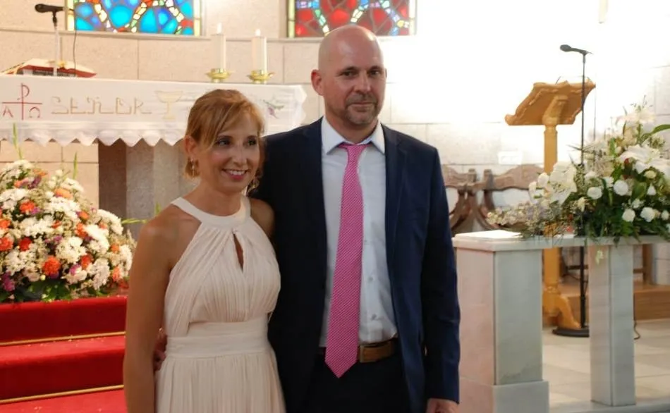 Foto 2 - Paco y Carmen festejan sus Bodas de Plata en Sancti-Sp&iacute;ritus  
