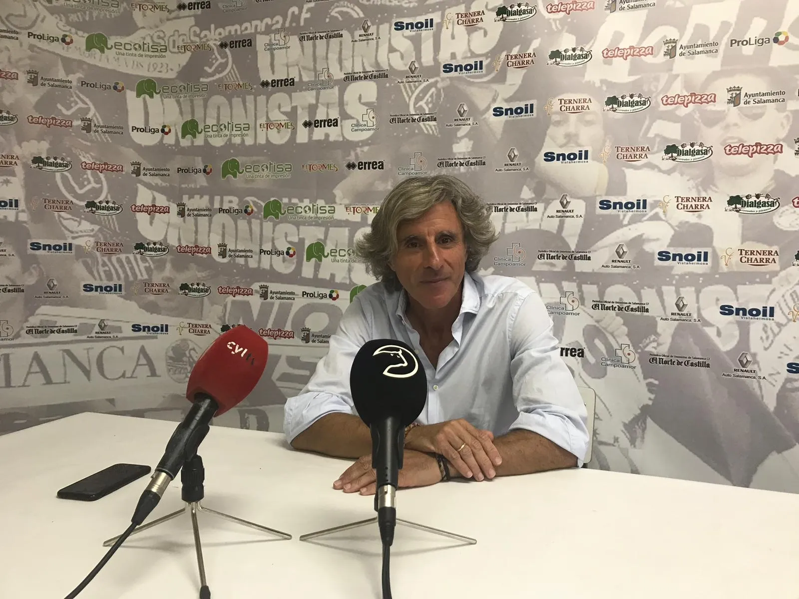 Roberto Aguirre durante la rueda de prensa posterior al partido