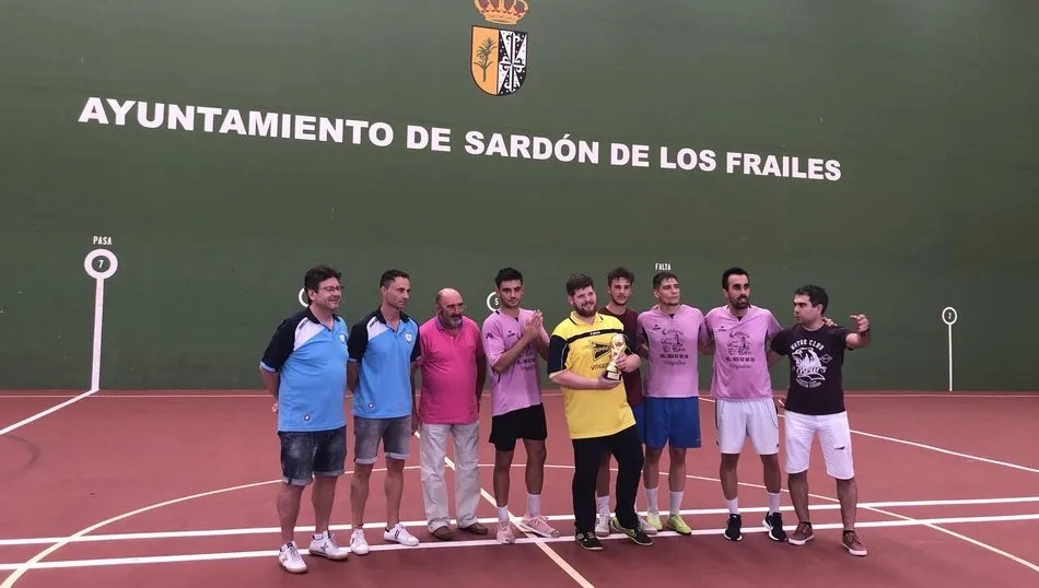 Foto 6 - El Bar Retiro de Vitigudino revalida por segundo a&ntilde;o consecutivo el t&iacute;tulo de campe&oacute;n  