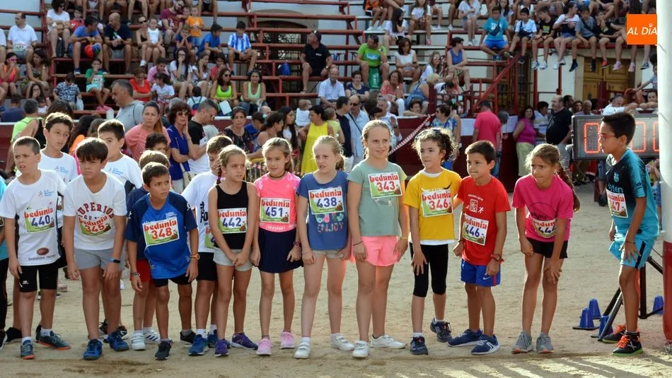Foto 6 - Gran participaci&oacute;n de corredores y caminantes en la VI Toromarat&oacute;n de Lumbrales