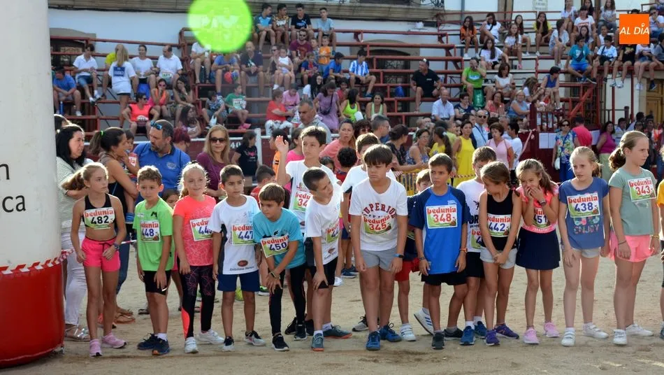 Foto 5 - Gran participaci&oacute;n de corredores y caminantes en la VI Toromarat&oacute;n de Lumbrales