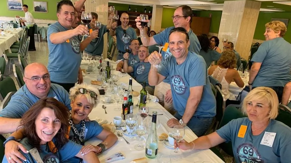 Foto 7 - Los quintos del 69 se reencuentran en un d&iacute;a casi festivo
