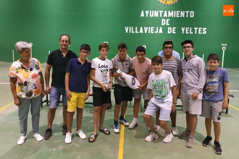 Foto 6 - El I Torneo Estival de F&uacute;tbol Sala de Villavieja se queda en casa  