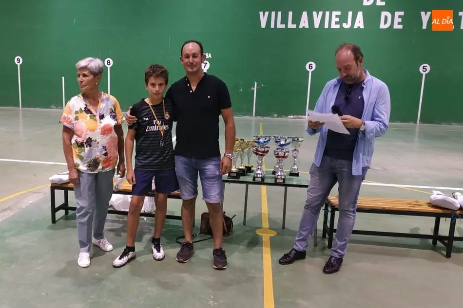 Foto 4 - El I Torneo Estival de F&uacute;tbol Sala de Villavieja se queda en casa  