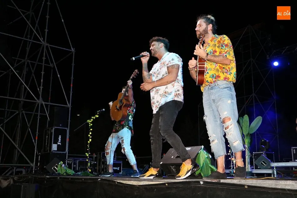 Foto 5 - Bombai puso la nota final a la programaci&oacute;n musical de los festejos