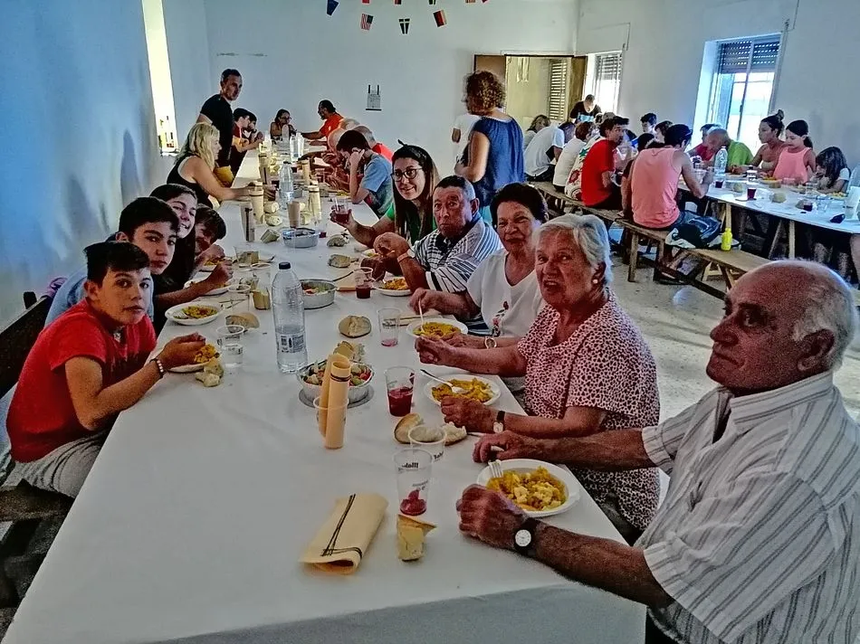Foto 5 - Vegas de Domingo Rey celebra sus fiestas en honor a&nbsp;&lsquo;El Salvador&rsquo;  