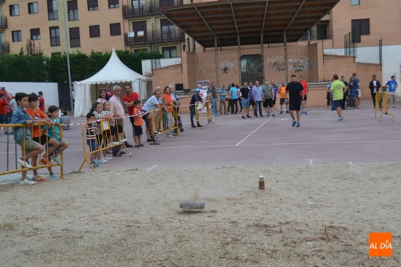 Foto 3 - Cerca de 60 pe&ntilde;istas y 13 pe&ntilde;as participan en el Torneo Interpe&ntilde;as de Calva y Rana