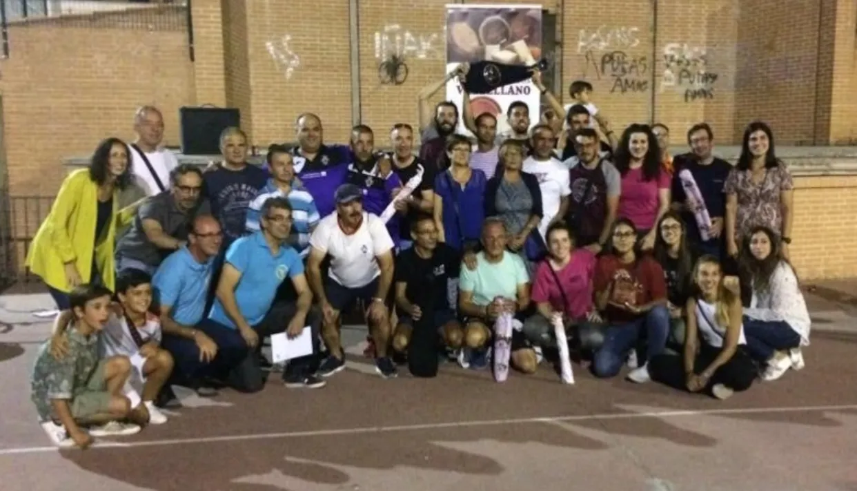 Foto 2 - Cerca de 60 pe&ntilde;istas y 13 pe&ntilde;as participan en el Torneo Interpe&ntilde;as de Calva y Rana