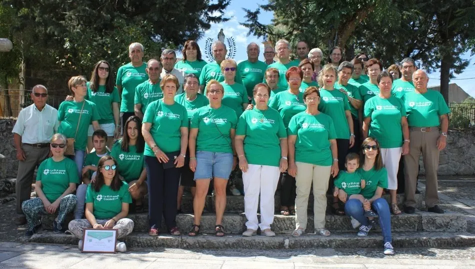 La Asociación de jubilados de La Vídola apoya y colabora con la Asociación contra la ELA  