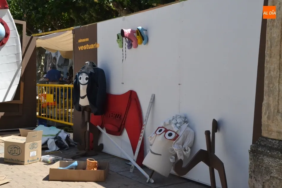 Foto 5 - &Uacute;ltimos retoques en la Plazuela del Buen Alcalde para recibir a miles de ni&ntilde;os desde este...