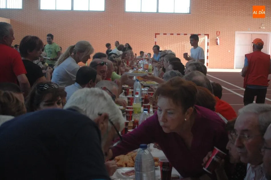 Foto 5 - El inicio de las fiestas de Sard&oacute;n deja un excelente sabor de boca a sus vecinos  
