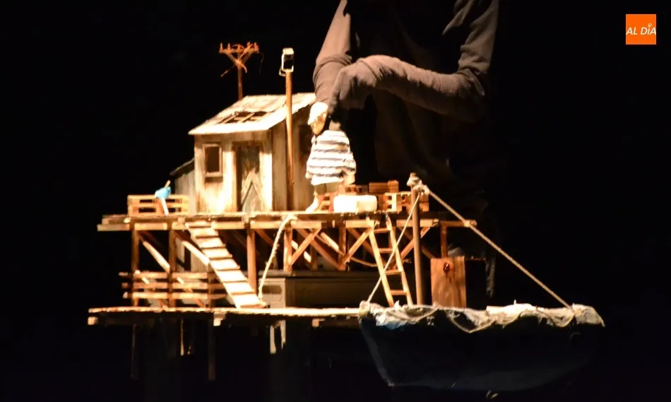 Dulce ‘Aleteo’ de títeres en la primera tarde de Feria con toques mirobrigenses  