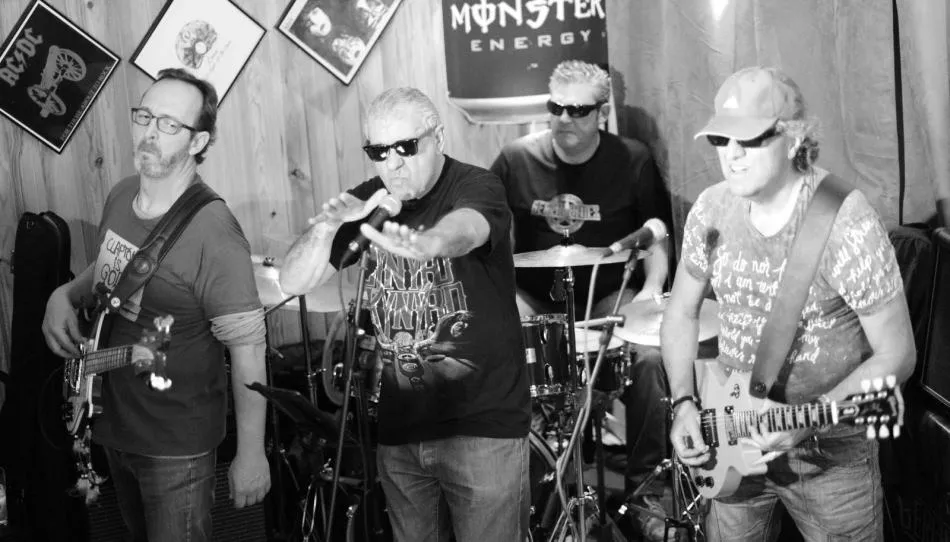 Berlín Blues muestra temas propios y versiones de grandes temas clásicos del blues