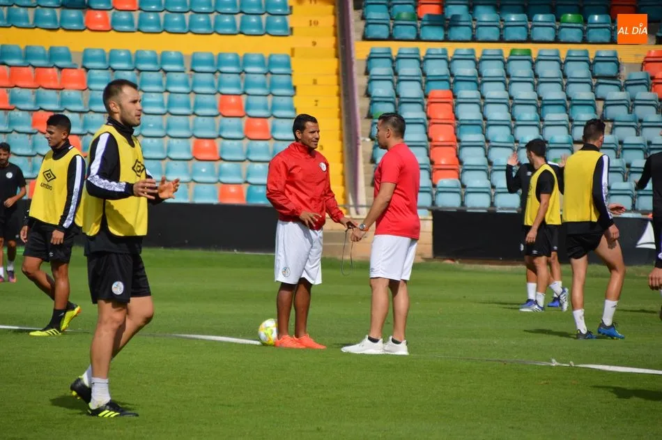 Marco Rodríguez, junto a Dueñas / Pedro Zaballos
