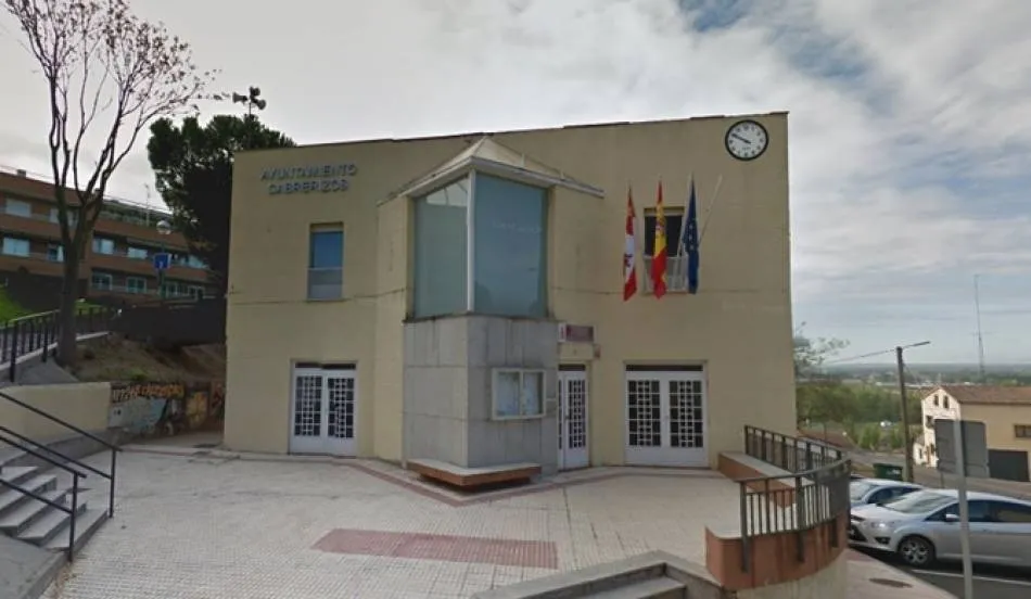 Fachada del Ayuntamiento de Cabrerizos / Archivo