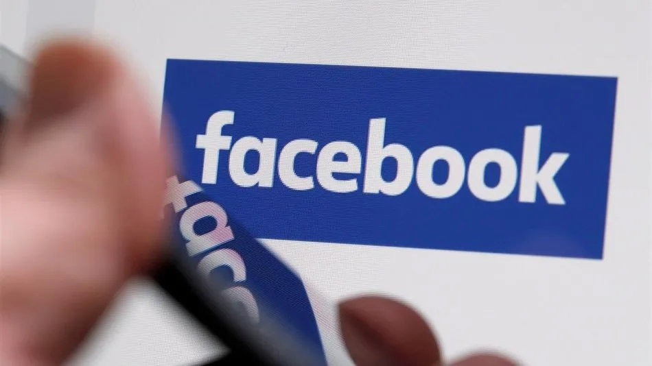 Facebook ya permite eliminar los datos que otras páginas le envían para dejar de recibir anuncios ...