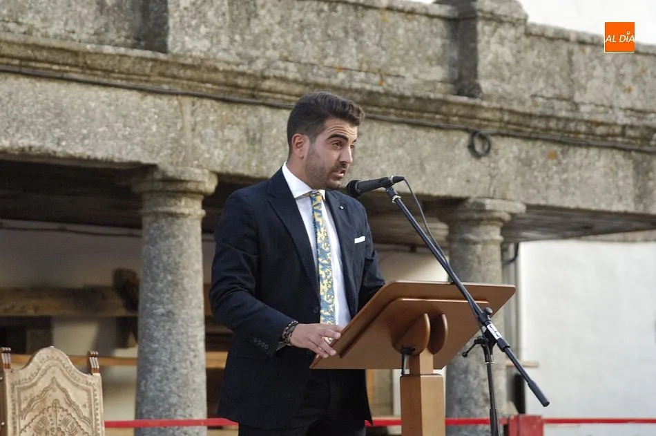 Pregón íntegro de Alberto Galán en las fiestas de Fuenteguinaldo  