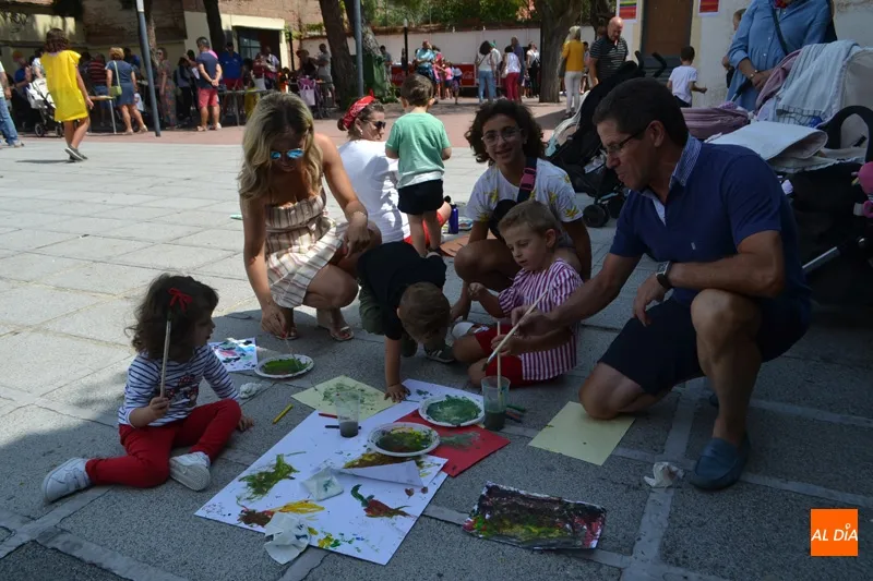 Foto 8 - El Mi&eacute;rcoles de Ferias sobresale por la alta participaci&oacute;n en el taller de dibujo infantil y la...