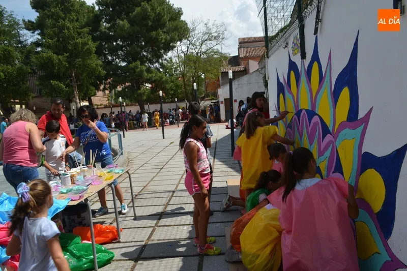 Foto 7 - El Mi&eacute;rcoles de Ferias sobresale por la alta participaci&oacute;n en el taller de dibujo infantil y la...