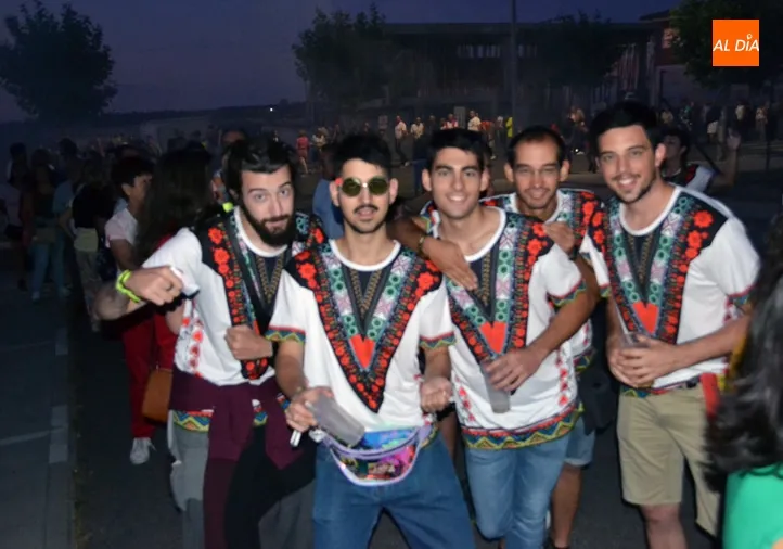 Foto 11 - La parrillada roza las 1.200 raciones servidas en favor de Acopedis