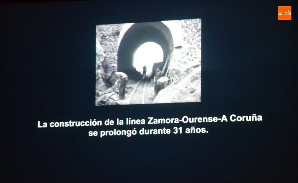 Foto 5 - Ch&eacute;vere engancha por completo al p&uacute;blico con su historia de la curva en la que se mat&oacute; Espa&ntilde;a  
