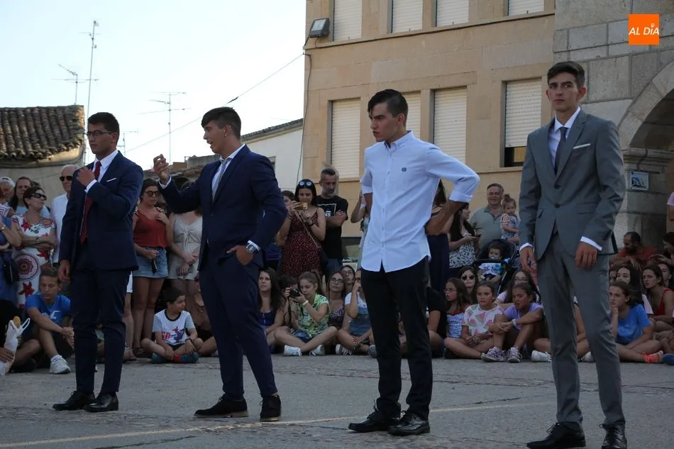 Foto 8 - Los Quintos dan paso en Vilvestre a los platos fuertes de las Fiestas del Toro  