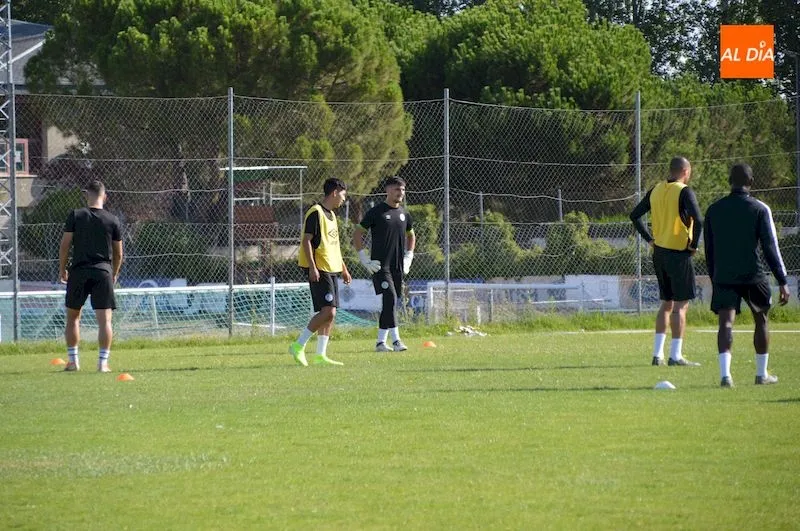 Foto 4 - El Salamanca UDS ultima los detalles de su partido frente al Arenas de Getxo sin Rafa Due&ntilde;as ni...
