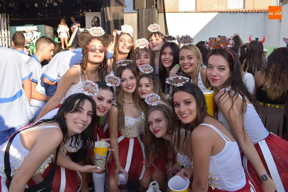Foto 3 - Alba de Tormes inicia las fiestas de la Transverberaci&oacute;n con el chupinazo