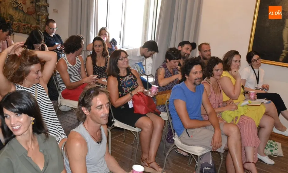Foto 8 - Festivales de circo de Espa&ntilde;a y Portugal explican sus proyectos en el cierre de los caf&eacute;-tertulia ...