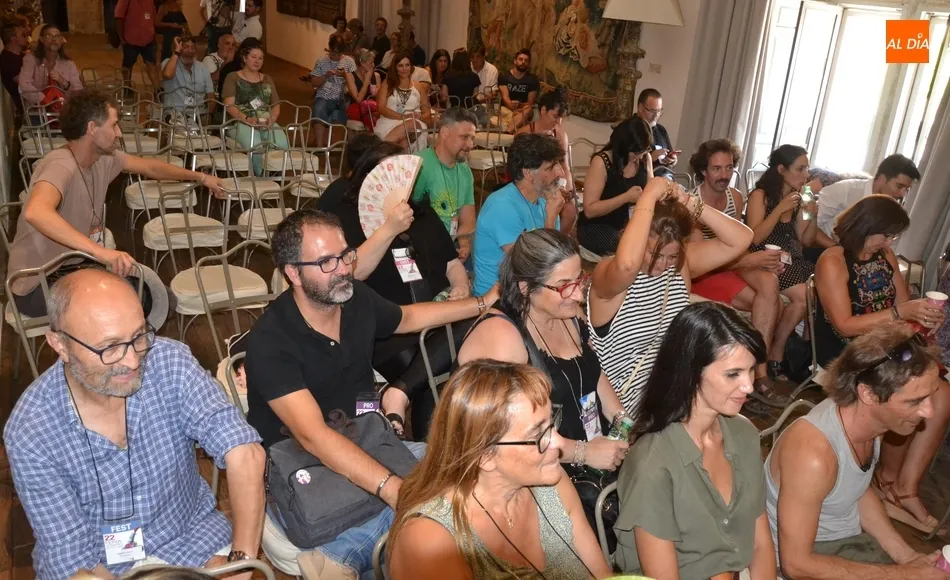 Foto 6 - Festivales de circo de Espa&ntilde;a y Portugal explican sus proyectos en el cierre de los caf&eacute;-tertulia ...
