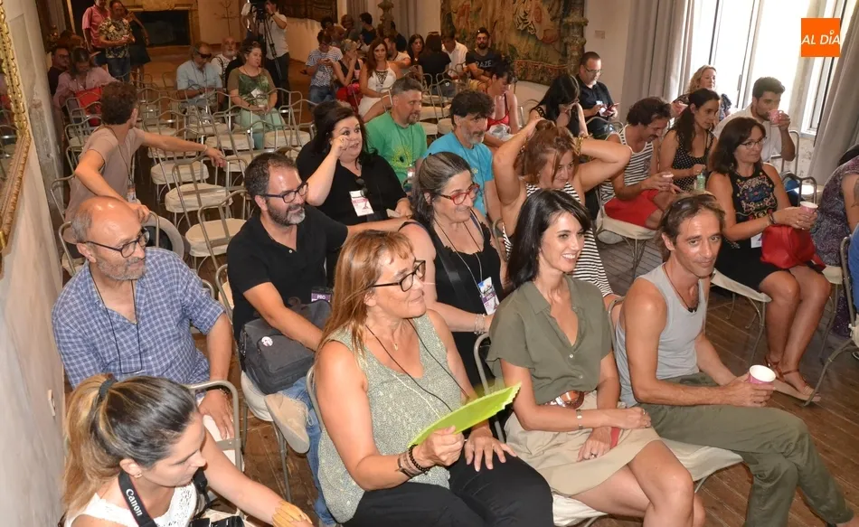 Foto 7 - Festivales de circo de Espa&ntilde;a y Portugal explican sus proyectos en el cierre de los caf&eacute;-tertulia ...