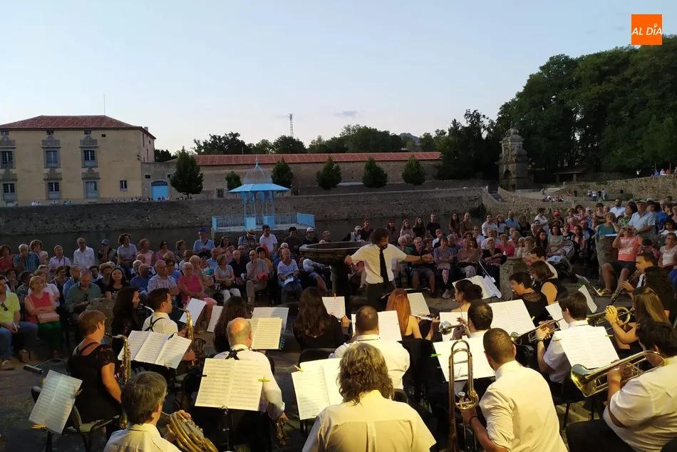 Foto 2 - La Cultura, protagonista de &lsquo;La Noche en Vela&rsquo;
