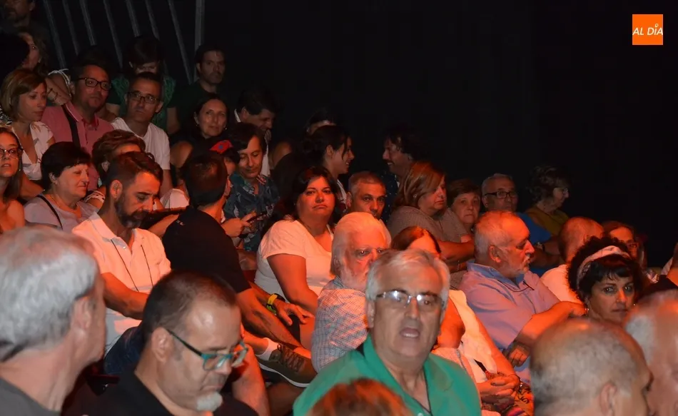 Foto 4 - El homenaje a un superviviente de Mauthausen impacta entre las obras a cubierto del Viernes  