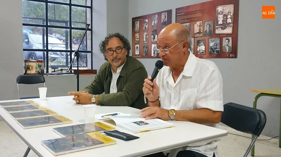 Foto 2 - Francisco Aguadero presenta su libro 'Puntada con hilo'